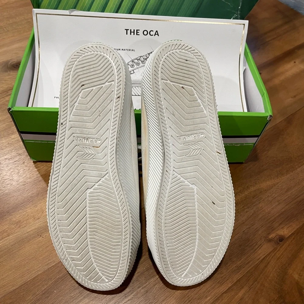 Cariuma OCA LOW OFF-WHITE CANVAS SNEAKER - Picture 4 of 7